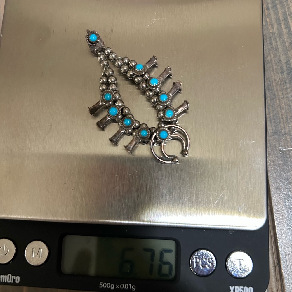 Native made mini squash blossom pendant - Picture 8 of 8